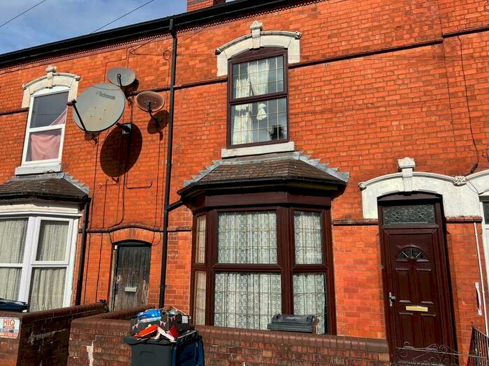 3 Bedroom Terraced House To Rent In Wilton Road, B11