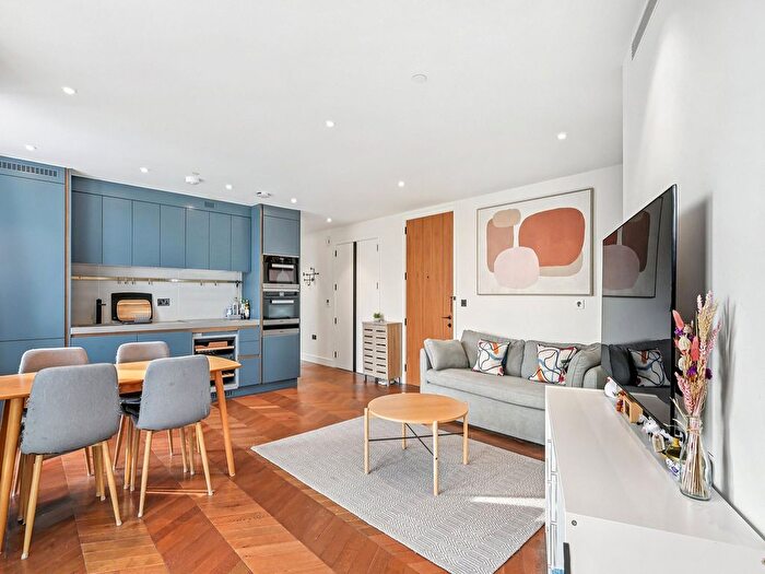 2 Bedroom Flat For Sale In Newton Street, Covent Garden, London, WC2B