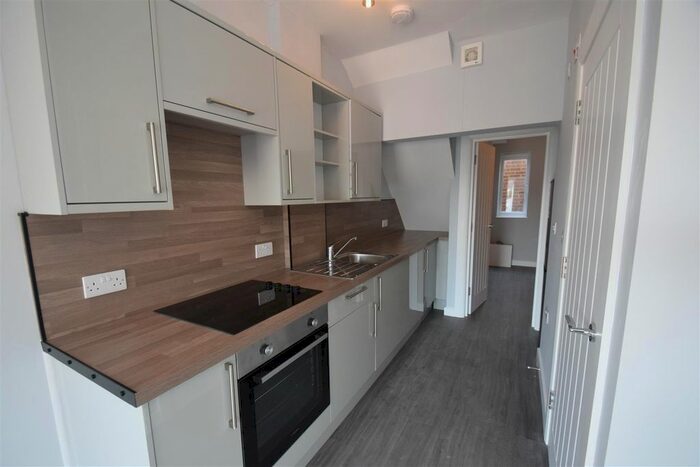 1 Bedroom Flat To Rent In Feltham Road, Ashford, TW15