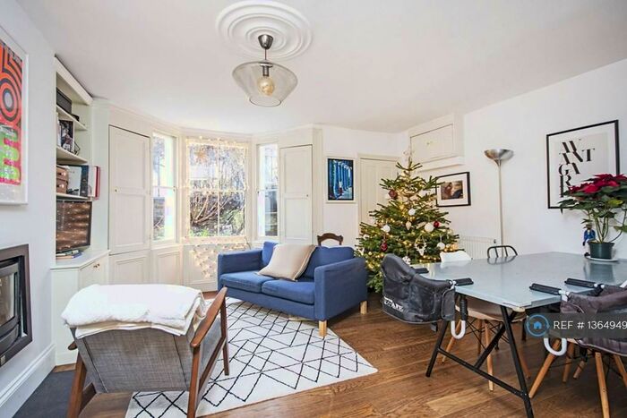 3 Bedroom Terraced House To Rent In Killowen Road, London, E9