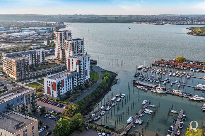 1 Bedroom Flat For Sale In Pearl Lane, Gillingham, Kent, ME7