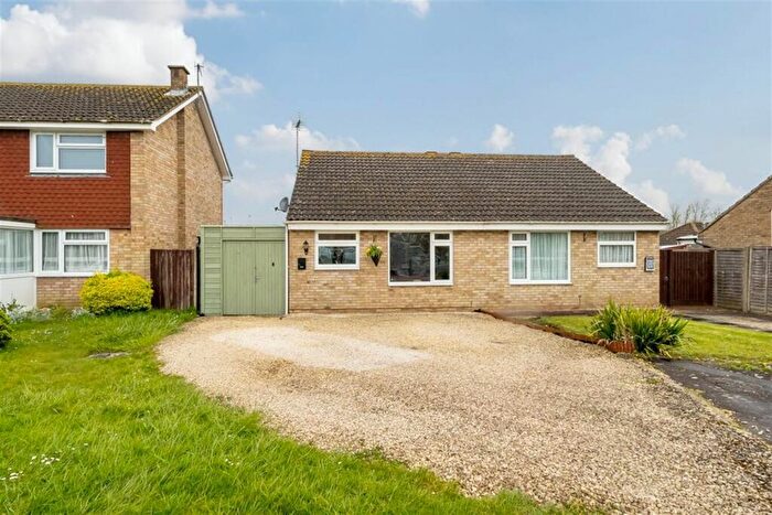 2 Bedroom Bungalow To Rent In Wren Crescent, Bognor Regis, West Sussex, PO22