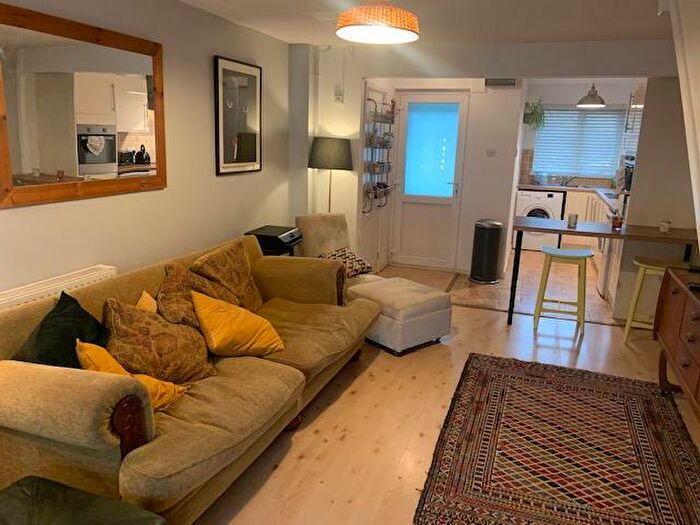 1 Bedroom House To Rent In Leckwith Road, Cardiff, CF11