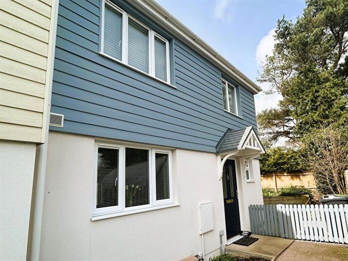 3 Bedroom End Of Terrace House For Sale In Shire Lane, Lyme Regis, DT7