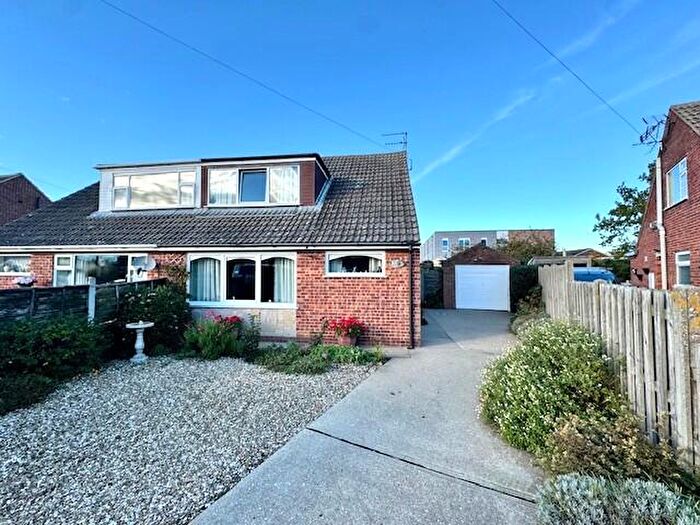 2 Bedroom Semi-Detached Bungalow For Sale In Laburnum Crescent Louth, LN11