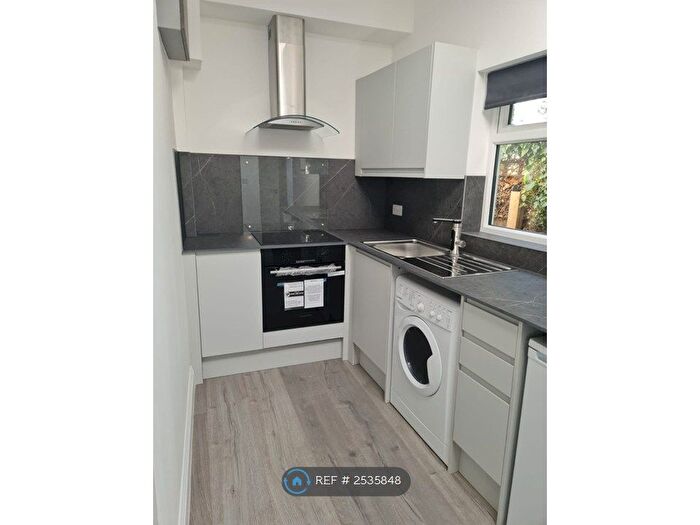 1 Bedroom Flat To Rent In Alderton Crescent, London, NW4