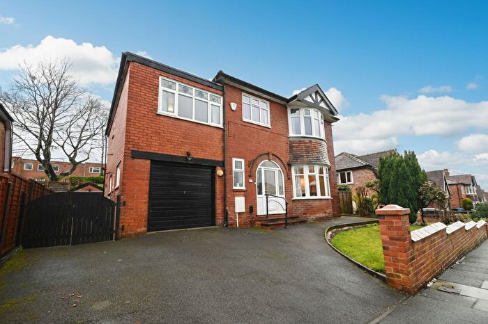 5 Bedroom Detached House For Sale In Light Oaks Road, Salford, M6
