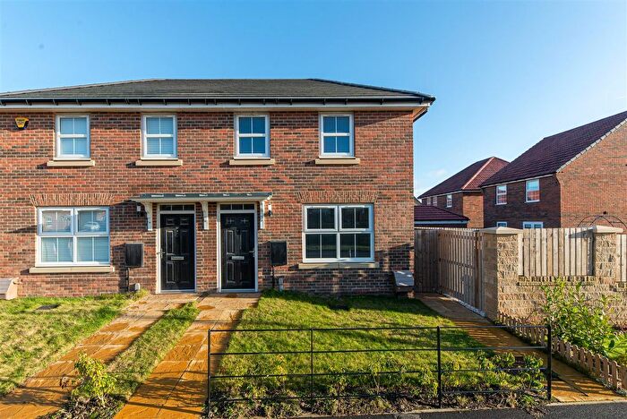 3 Bedroom Semi-Detached House To Rent In Meadow Hill, Throckley Village, Tyne And Wear, NE15