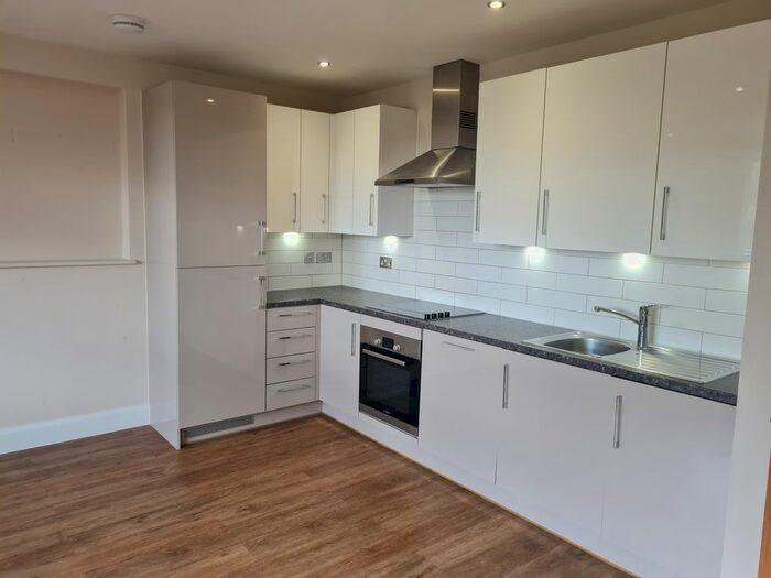 1 Bedroom Flat To Rent In Worton Road, Isleworth, TW7