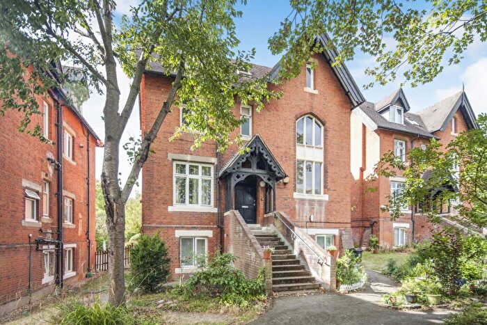 2 Bedroom Flat To Rent In Crystal Palace Park Road London, SE26