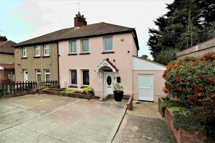 3 Bedroom Semi-Detached House To Rent In Meredith Road, Grays, Essex, RM16