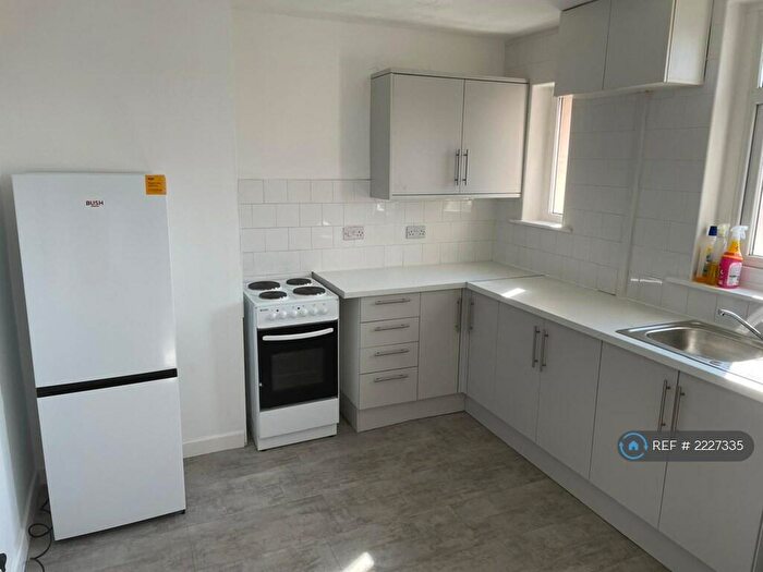 2 Bedroom Flat To Rent In St Leonards Road, Lanark, ML11