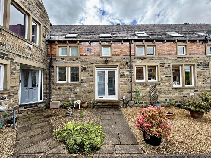 2 Bedroom Terraced House For Sale In Hallows Court, Old School Lane, Almondbury, Huddersfield, HD5