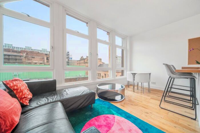 3 Bedroom Flat To Rent In Sauchiehall Street, Glasgow, G2