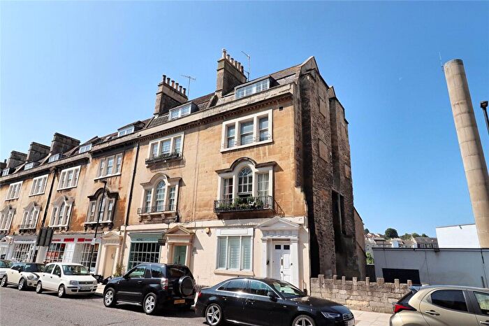 1 Bedroom Apartment For Sale In St James Parade, Southgate, Bath, BA1