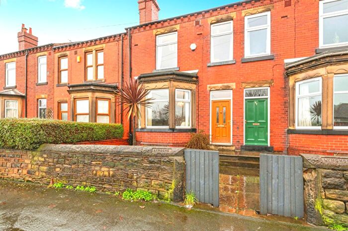 3 Bedroom Terraced House For Sale In Barnsley Road, Wakefield, WF1
