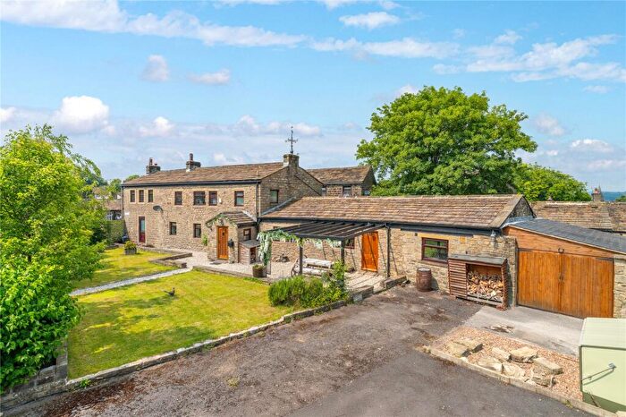 4 Bedroom Detached House For Sale In Bobbin Mill Close, Steeton, BD20