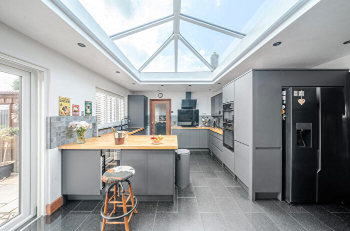 2 Bedroom Bungalow For Sale In Wild Hill, Sutton-in-Ashfield, Nottinghamshire, NG17