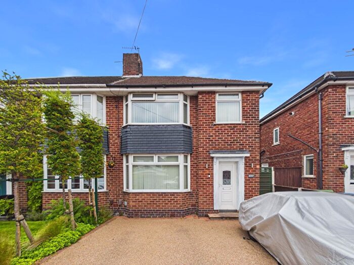 3 Bedroom Semi-Detached House To Rent In Lynscott Place, Childwall, Liverpool., L16