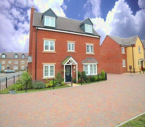 4 Bedroom Detached House To Rent In Crystal Drive, Lightmoor Village, Telford, TF4