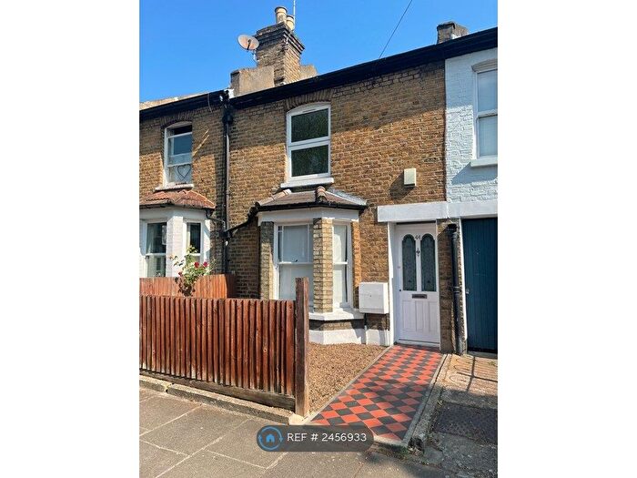 3 Bedroom Terraced House To Rent In Fulwell Road, Teddington, TW11