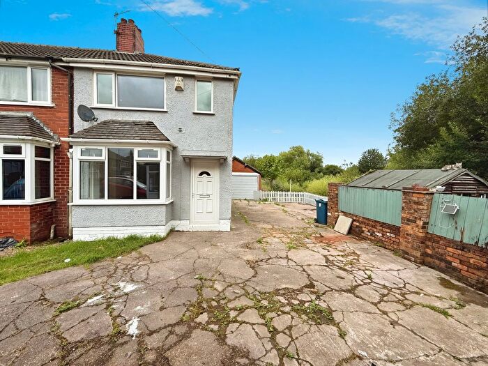 2 Bedroom End Of Terrace House To Rent In Howard Crescent, Stoke-On-Trent, Staffordshire, ST1