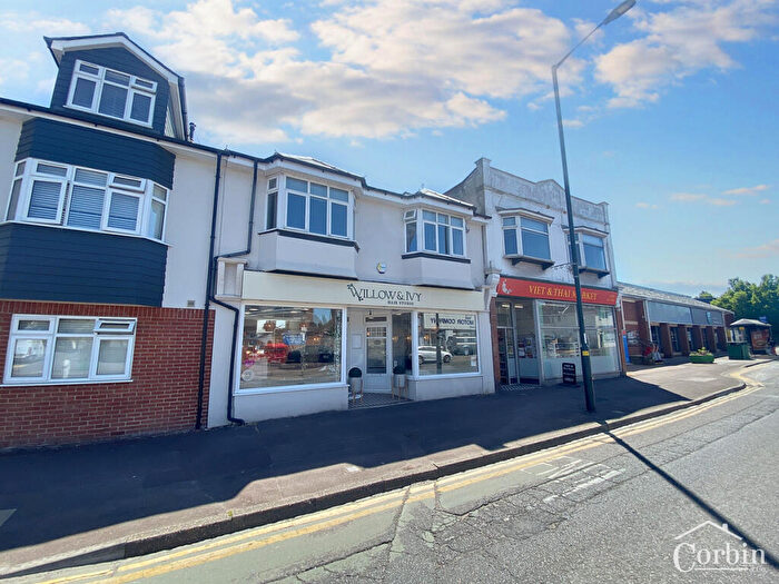 2 Bedroom Flat To Rent In Wimborne Road, Bournemouth, BH9