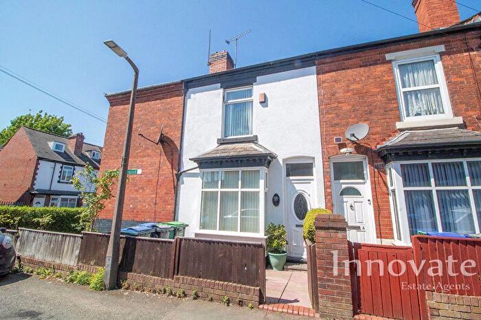 2 Bedroom End Of Terrace House For Sale In Burlington Avenue, West Bromwich, B70