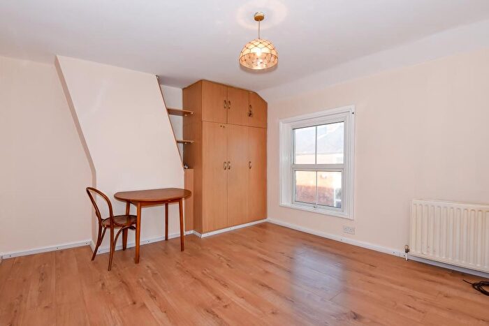 5 Bedroom Terraced House To Rent In Banbury, Oxfordshire, OX16