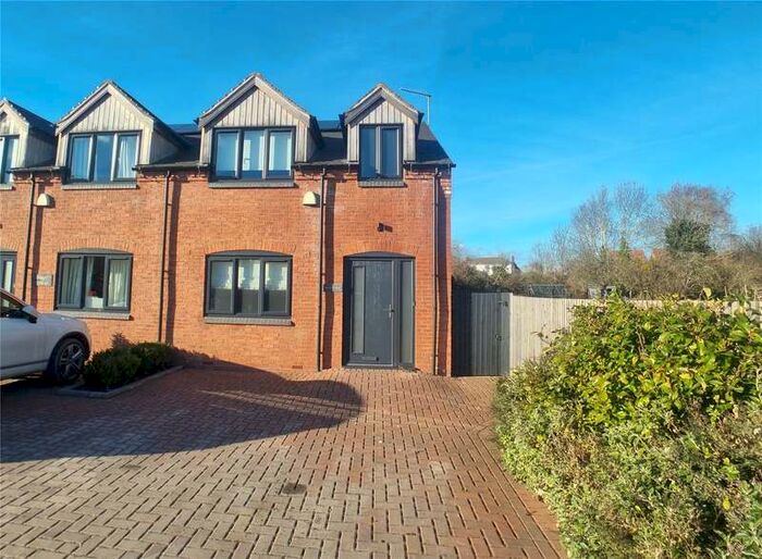 3 Bedroom Semi-Detached House To Rent In Upper Wick Lane, Rushwick, Worcester, WR2