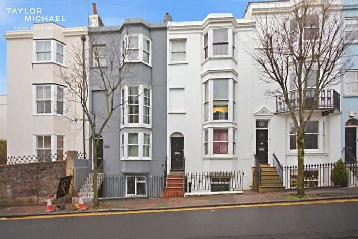 1 Bedroom Flat To Rent In Egremont Place, Brighton, BN2
