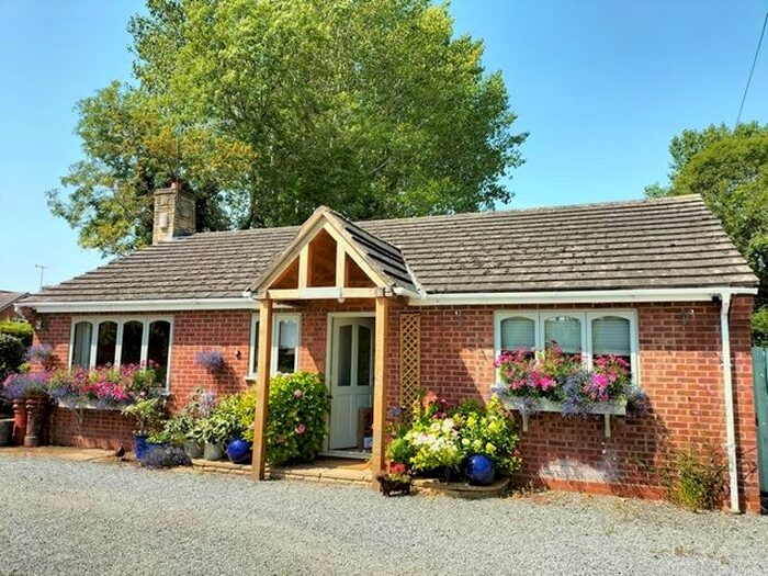 2 Bedroom Bungalow To Rent In Springhaven, Bishampton, Pershore, WR10