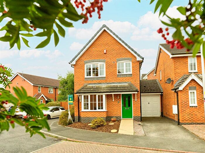 3 Bedroom Link Detached House To Rent In Pickering Way, Stapeley, Nantwich, CW5