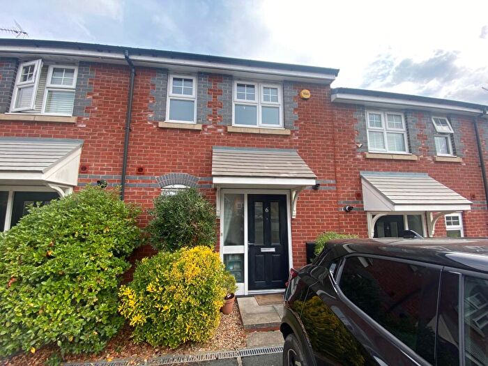 2 Bedroom Mews For Sale In Hovey Close, Sandbach, CW11