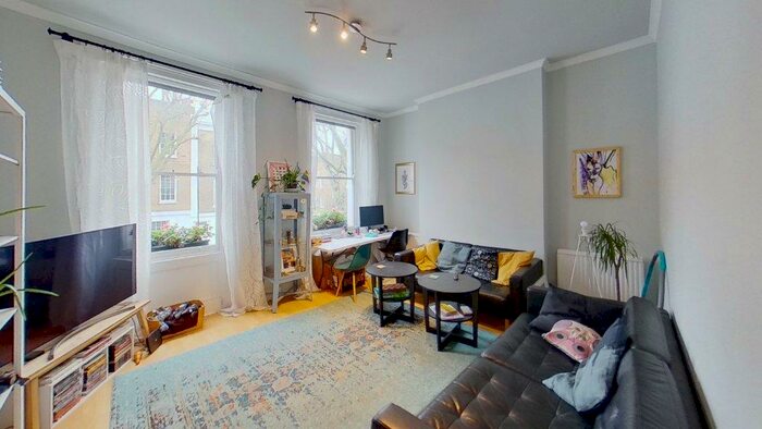 2 Bedroom Apartment To Rent In Richmond Avenue, London, N1