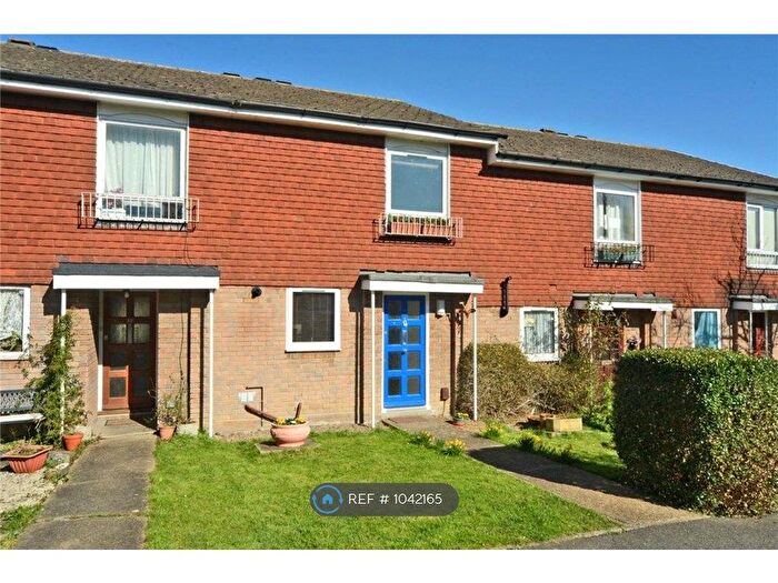 3 Bedroom Terraced House To Rent In Handside Close, Worcester Park, KT4