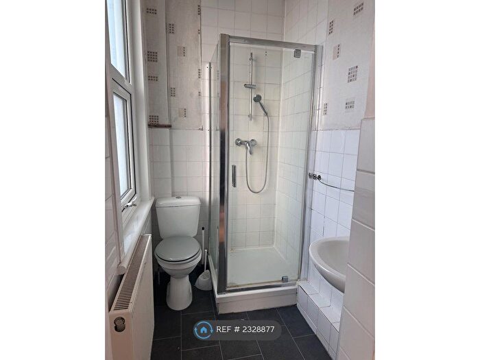 1 Bedroom Flat To Rent In Footscray Road, London, SE9