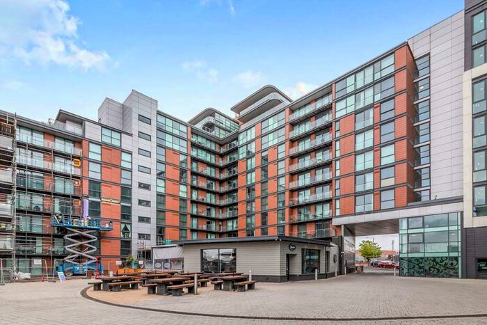 Flat To Rent In Plaza Quarter, Sackville Street, Barnsley, South Yorkshire, S70