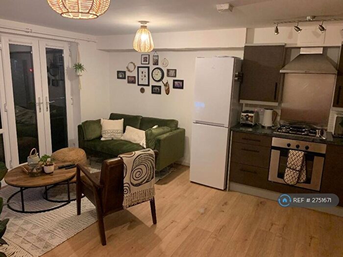 1 Bedroom Flat To Rent In River View, Shefford, SG17