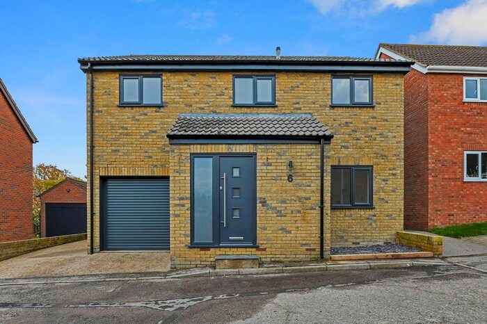 4 Bedroom Detached House To Rent In Jack Hatch Way, Wivenhoe, Colchester, CO7