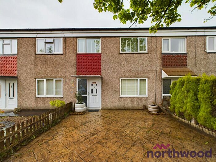 3 Bedroom Mews For Sale In Kennedy Ave, Macclesfield, SK10