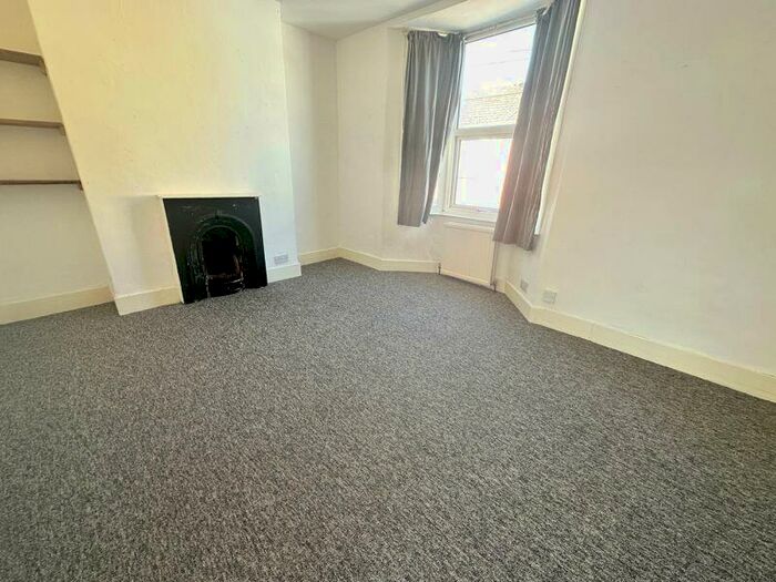 3 Bedroom Terraced House To Rent In Washington Street, Brighton, BN2