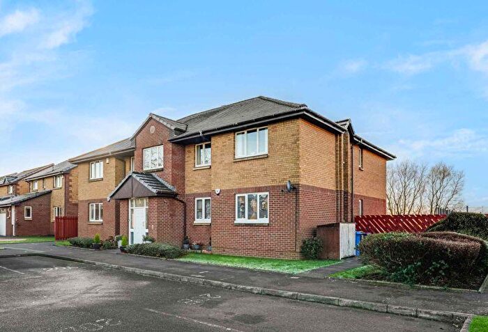 3 Bedroom Block Of Apartments For Sale In A Academy Gardens, Irvine, KA12