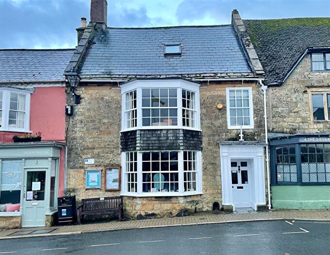 6 Bedroom Terraced House For Sale In The Square, Beaminster Shop And House, DT8