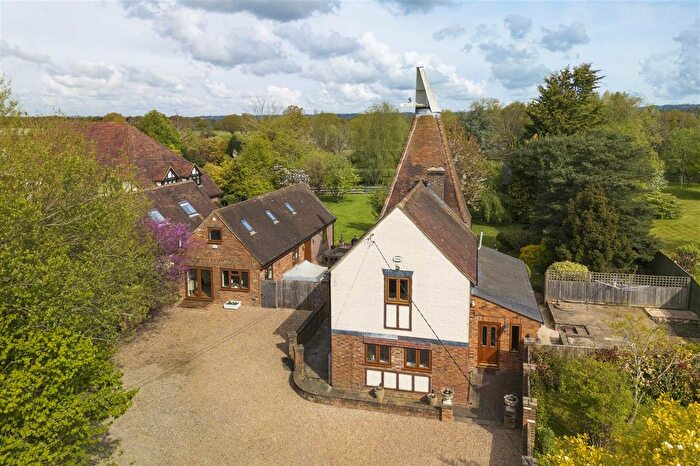 6 Bedroom Detached House For Sale In Manor Farm Oast, Love Lane, Headcorn, TN27
