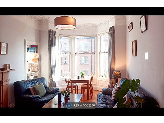 2 Bedroom Flat To Rent In Leamington Terrace, Edinburgh, EH10