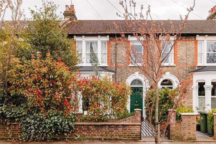 4 Bedroom House For Sale In Durham Road, Manor Park, E12