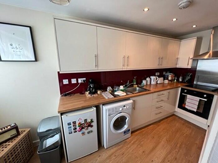 1 Bedroom Flat To Rent In Windway Road, Cardiff, CF5