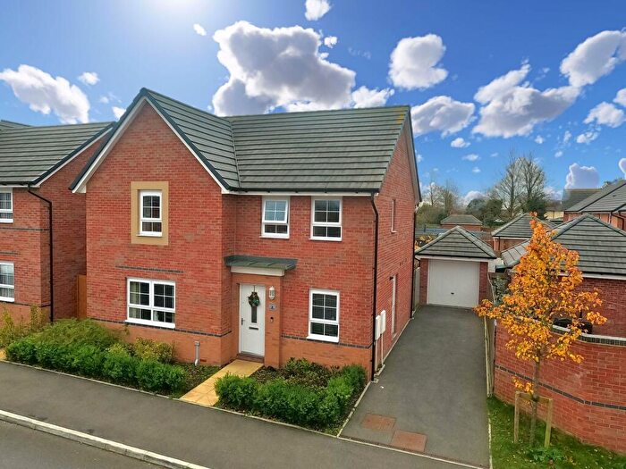 4 Bedroom Detached House For Sale In Mottershead Way, Shavington, CW2