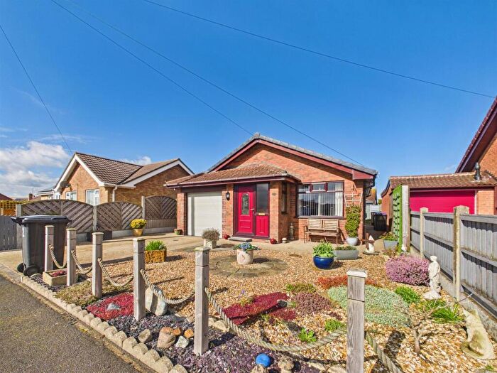 2 Bedroom Detached Bungalow For Sale In Hanson Drive, Sutton-On-Sea, LN12
